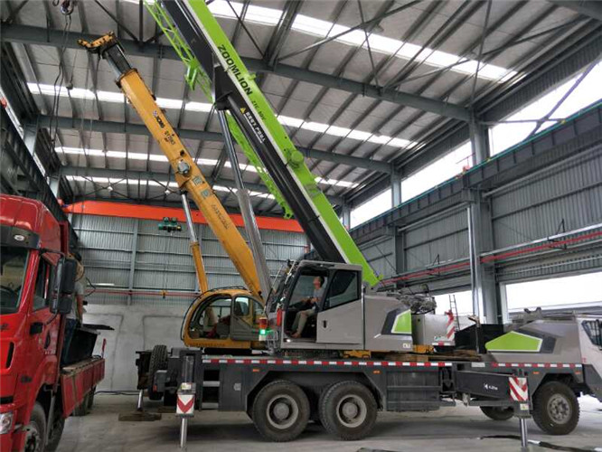 赤坎区高空车出租需要注意哪些安全事项？