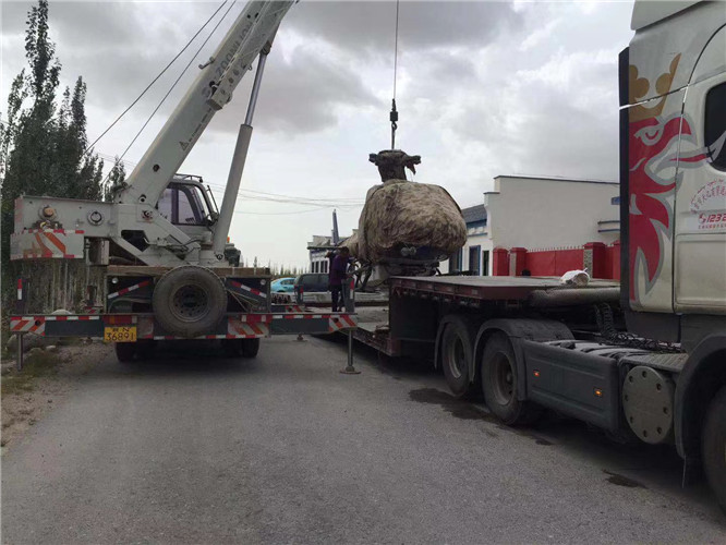 赤坎区狭窄场地（如小区、车间）适合用哪种吊车？